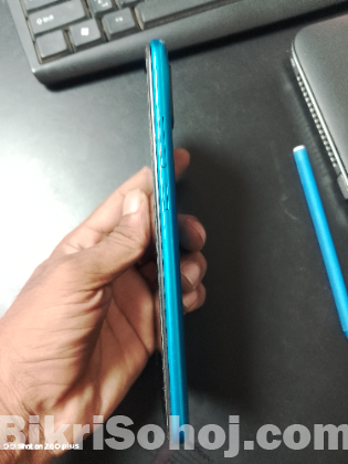 RAM 2GB ROM 32GB